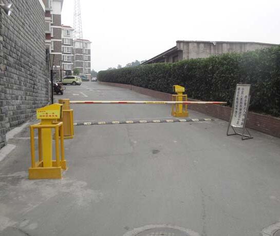 富康小区道路标识标牌